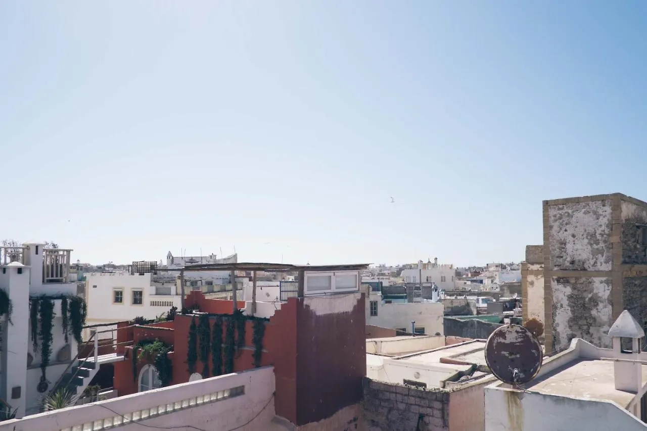 Riad Djibril Esauira Marruecos